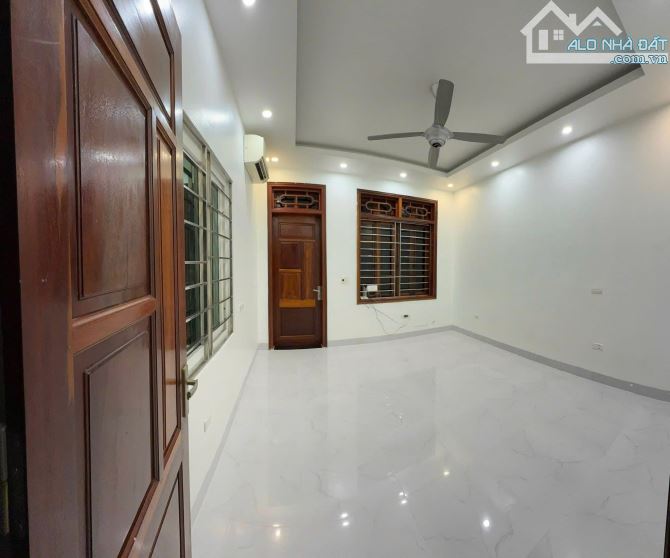 NHÀ GIẢI PHÓNG 59M2*5T NGÕ Ô TÔ TRÁNH, GARA, TIỆN KINH DOANH - 2
