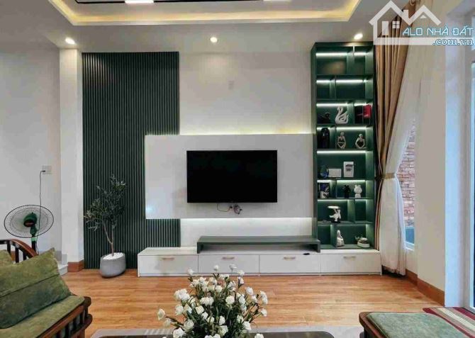 BÁN NHÀ 2 TẦNG ĐẸP CÙ CHÍNH LAN, 70M2, FULL NỘI THẤT, GIÁ CHỈ NHỈNH 3 TỶ - 3