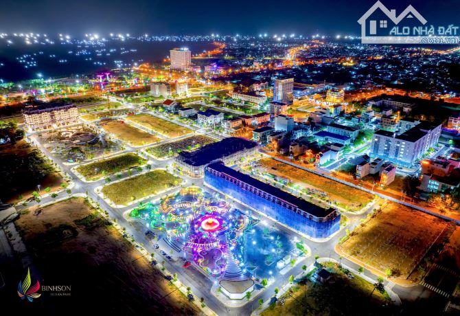 NHÀ PHỐ 4 TẦNG MẶT BIỂN SỔ ĐỎ SỞ HỮU LÂU DÀI NGAY BÌNH SƠN OCEAN PARK K2 - 3