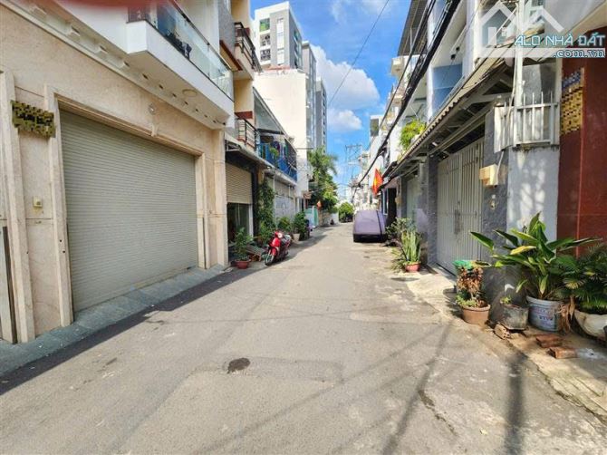Siêu phẩm Gò Vấp, Lê Đức Thọ, HXH,4x11, 3 tầng, NHTL,nhỉnh 4 tỷ - 3