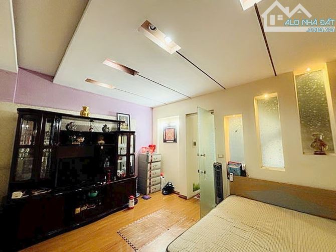 Bán Nhà riêng khu phân lô giáo viên Văn Cao Ba Đình 50m 5 tầng 15.8 tỷ - 4
