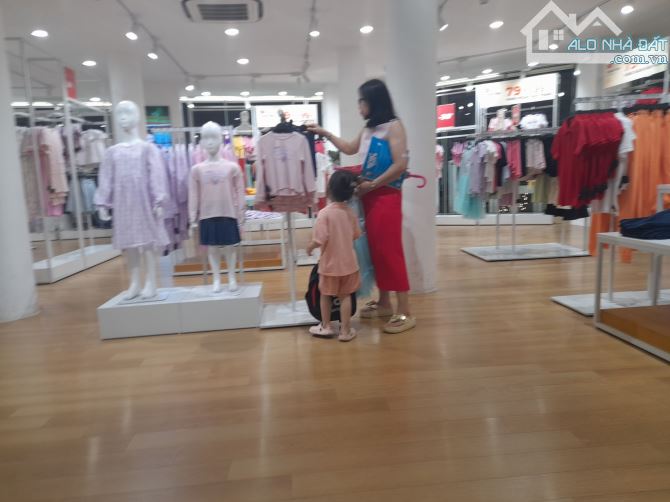 Bán nhà Mặt Phố Bà Triệu, Hoàn Kiếm 358m2, MT 12.5m - Giá 320 Tỷ