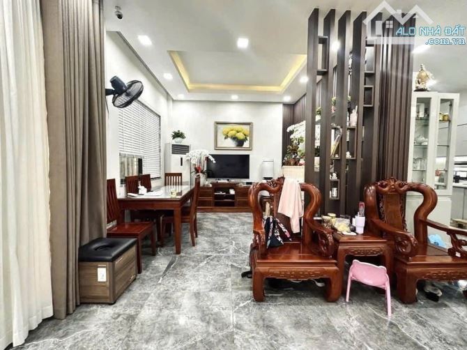 CHO THUÊ NHÀ XÃ TÂN THỚI NHÌ HUYỆN HÓC MÔN 140M2 GIÁ 10TRIỆU/THÁNG - 6