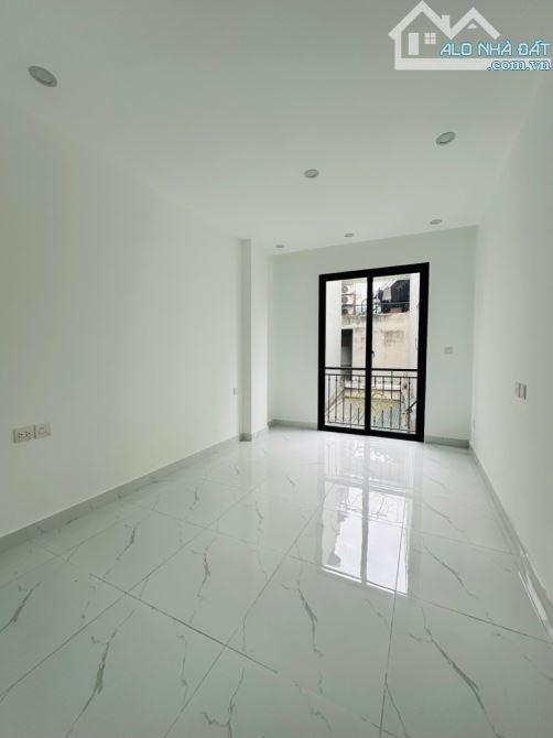 Bán nhà lô góc Nguyễn Trãi,80m2 x 8 tâng,thang máy,kinh doanh,oto,vừa ở vừa cho thuê. - 7