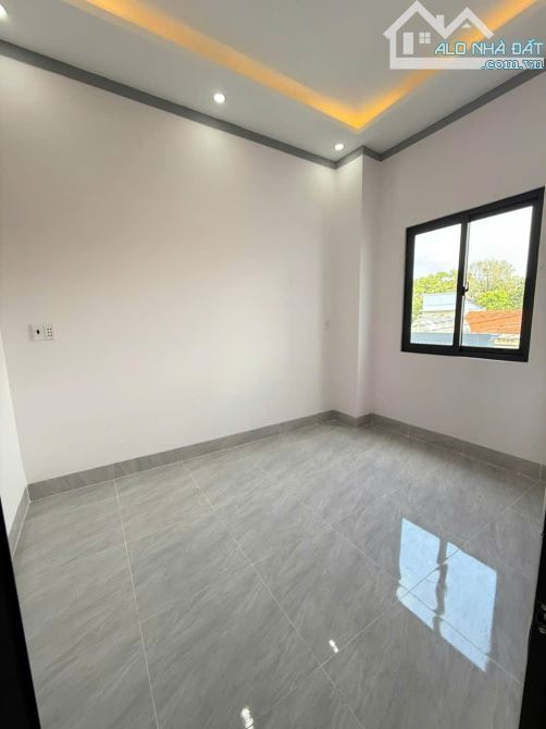 CHỦ BÁN NHÀ 1TRỆT 1LẦU. DT: 64M2 (NGANG 8M) NGAY ĐƯỜNG NGUYỄN TRI PHƯƠNG. GIÁ CHỈ 2,350 TỶ - 7