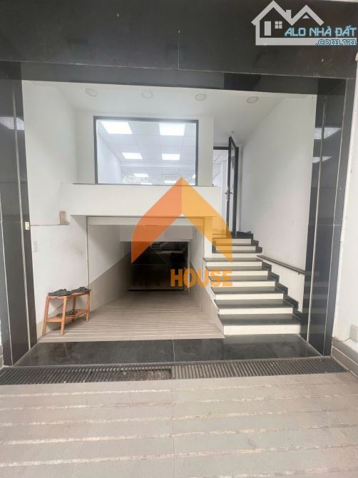 ĐỈNH NÓC - NHÀ PHỐ trống suốt 300M2 ngay Trần Lựu Q2  mới cứng làm này làm kia ạ ^^ - 7
