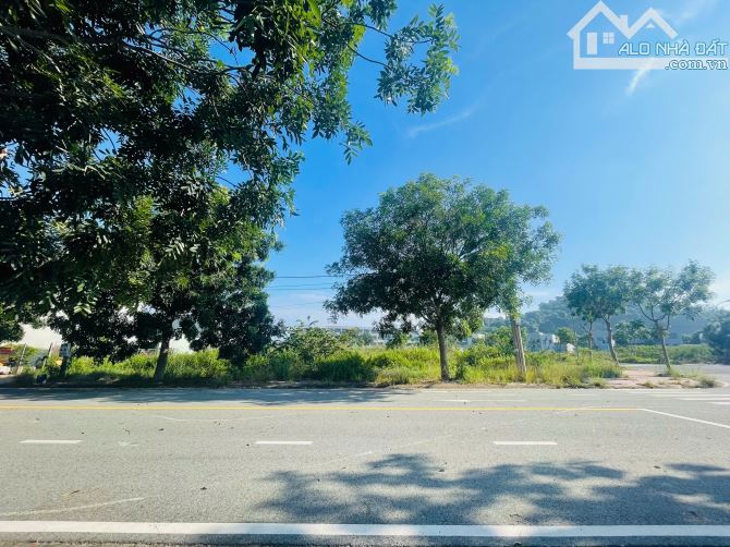 3 Tỷ 600__100m2__Bán đất Rẻ, Xây Tự Do__KDC dưới núi Châu Thới__cách Quốc lộ 1K chỉ 100m