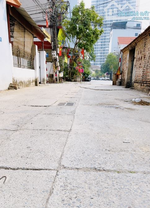 BÁNn GẤP HOA HẬU VĨNH NGỌC NGÕ THÔNG Ô TÔ TẢI NGỦ TRONG ĐẤT 75m VĨNH NGỌC ZÁ RẺ