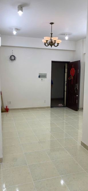 Bán căn hộ 60m2 sổ hồng riêng chung cư cao ốc Nguyễn Kim phường 7 quận 10