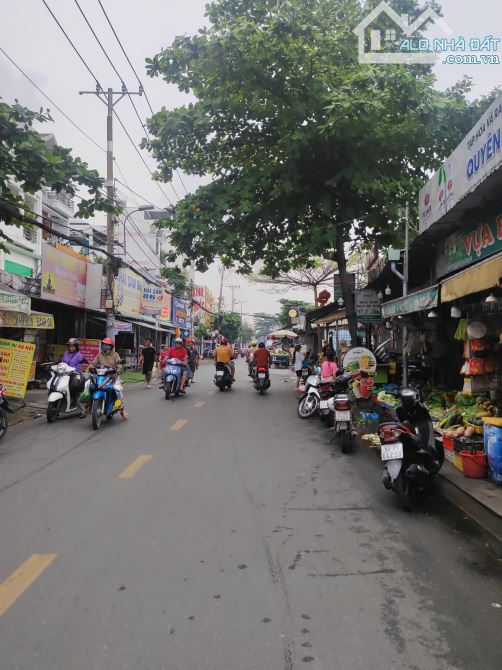Bán nhà 1 lầu, mặt tiền kinh doanh đường DHT02, 4.5x21m, giá 9.5 tỷ
