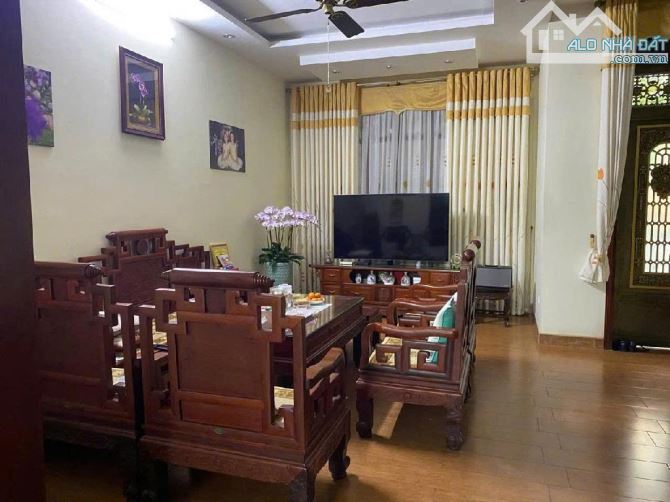 Cần Bán Biệt Thự Trung Văn, Nam Từ Liêm 162m2,5 Tầng, 8,5m Mặt tiền, Giá thỏa thuận