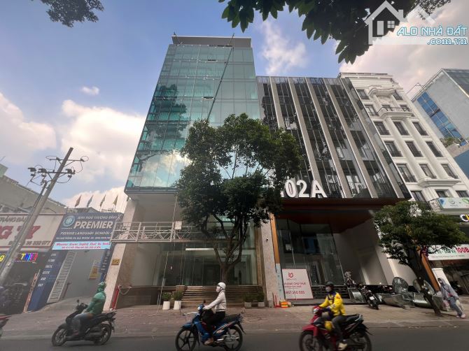 Building ngay MT Nguyễn Văn Trỗi - 10x25m - Hầm & 10 Tầng TM & PCCC ĐẠT CHUẨN !!