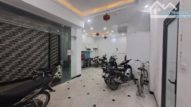 Bán Nhà Phố Dòng Tiền 54m² Xây 5 Tầng, Kinh Doanh Full