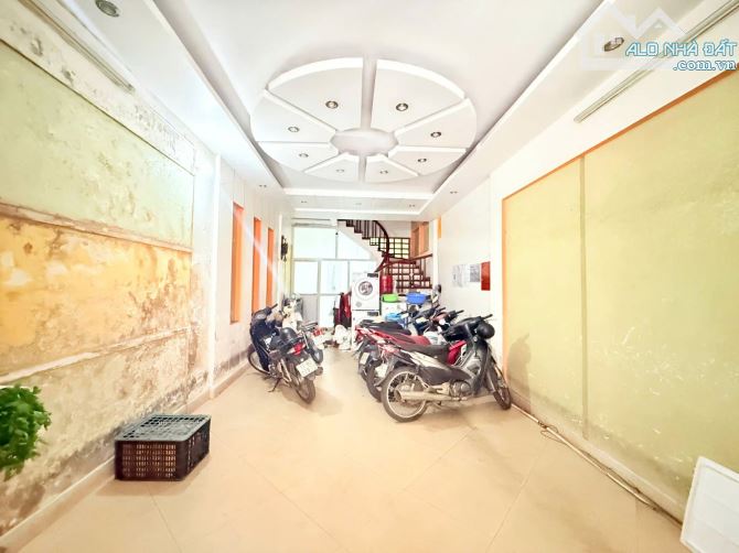 Bán nhà Pháo Đài Láng, Láng Thượng, Huỳnh Thúc Kháng, Nguyễn Chí Thanh, Đống Đa. Giá:23,5T