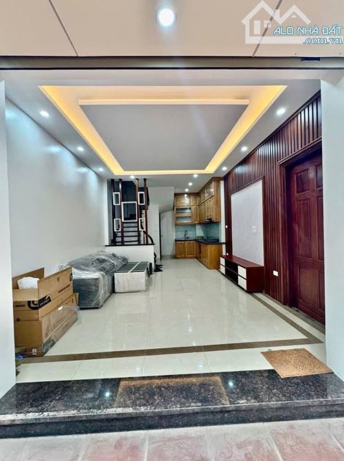 HÀNG HIẾM NHÀ XUÂN ĐỈNH Ở NGAY 6.3TỶ - 35m2 - VÀI BƯỚC RA Ô TÔ - CHỤC BƯỚC RA PHỐ