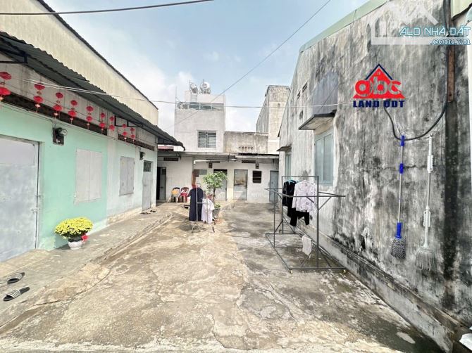 Bán nhà và dãy trọ tân hoà gần gx hoà bình 900m2 hàng hiếm giá rẻ đầu tư - 1