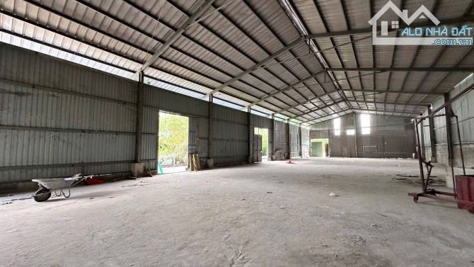 Cho thuê kho xưởng 1000m2 1/ Lê Thị Riêng Quận 12 - 1