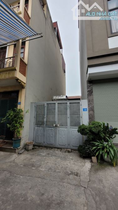 BÁN gấp 68m ĐẤT Đ.NGỌC HỒI P.LÔ ÔTÔ TRÁNH 2 MẶT NGÕ KINH DOANH CHỈ 12.2 TỶ - 1