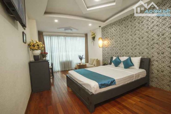 KHÁCH SẠN MT TRẦN XUÂN HÒA P7 Q5 (9 LẦU) 28 PHÒNG GIÁ 37 TỶ - 1