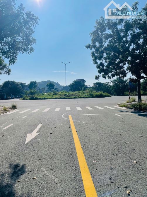 3 Tỷ 600__100m2__Bán đất Rẻ, Xây Tự Do__KDC dưới núi Châu Thới__cách Quốc lộ 1K chỉ 100m - 2
