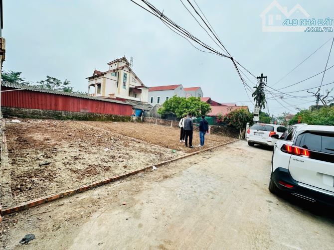 75m Phú Thị gần Chợ Mễ Sở đường 5m ô tô tránh nhau cực gần đường Di Sản lên đê, Vành đai 4 - 2
