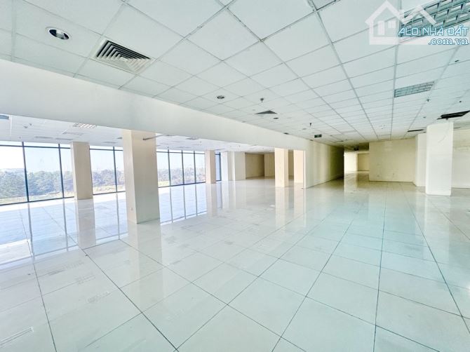 Bán sàn thương Mại Toà Nhà Lê Trọng Tấn, Geleximco Hà Đông DT 4021m2, MT 50m, Giá 245 tỷ - 2