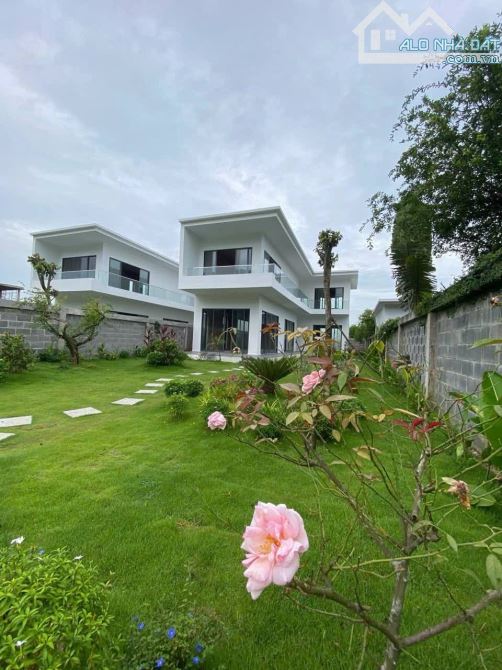 🅰️BÁN VILLA 1 TRỆT 1 LẦU MT NGUYỄN HUỆ - ĐẤT ĐỎ - BRVT. GIÁ 5.2 TỶ - 2