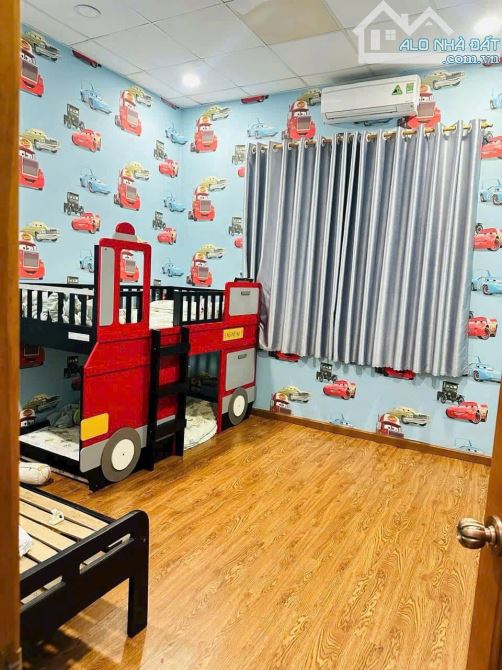 Bán biệt thự Linh Đông - Thủ Đức, DT 180m2 (8,2*22) giá 9,5 tỷ - 3