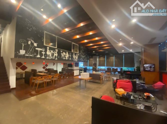 Cho thuê MBKD Nhà hàng, Cafe... tại tầng 1 tòa Mipec 229 Tây Sơn Đống Đa, HN DT: 600m2 - 3