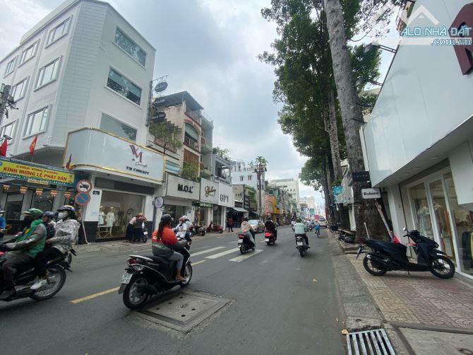 Chủ F1 giá đầu tư!! Mặt tiền đường Trần Quang Diệu 15x18m vuông vức góc Lê Văn Sỹ 63 tỷ - 3