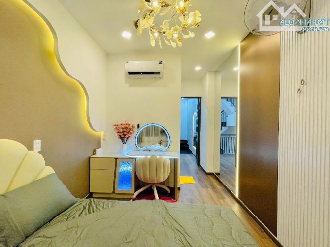 🏠🏠 DƯỚI 4 TỶ - FULL NỘI THẤT - 3 PHÒNG NGỦ - SÂN THƯỢNG CHILL - P3, GV - 3