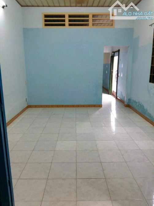 Cần bán nhà DT: 4*25m 95m2. Ngay chợ tiện buôn bán - 1