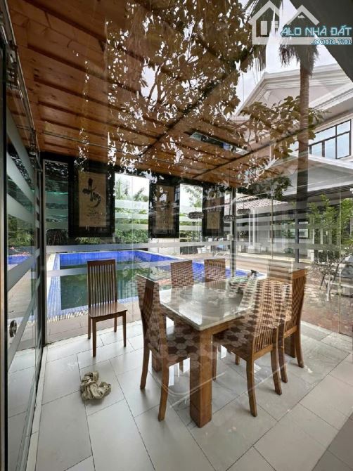 Lô đất 2000m2 đường Đình Phong Phú. Quận 9 - 3