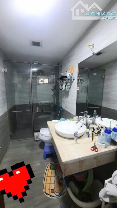 Bán nhà Phùng Hưng, 41m2, mặt tiền 4m, 6 tầng mới đẹp, nhỉnh 17 tỷ, ngõ rộng thoáng - 3