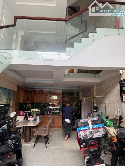 HƯƠNG LỘ 2 - KHU PHÂN LÔ CAO TẦNG ĐẸP ĐỒNG BỘ - SIÊU PHẨM MỚI 5 TẦNG - 55M2 - 3