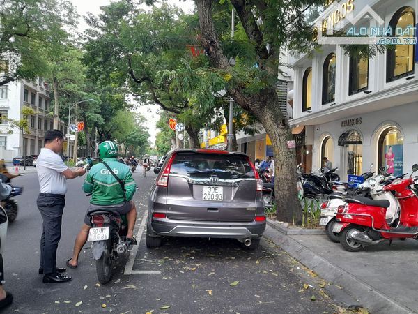 Bán 485m2 đất TT Quận Hoàn Kiếm đi bộ ra Hồ Gươm, tặng GPXD 8 tầng 2 hầm - 4