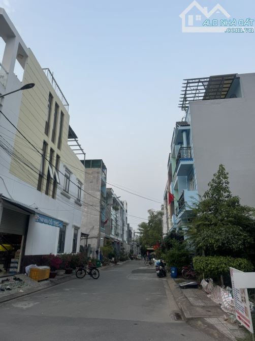 Lô đất MT 105m2, ngang 5m, ngay Vinhomes Nguyễn Xiển, GPXD 5 tầng, 5.2 tỷ - 4