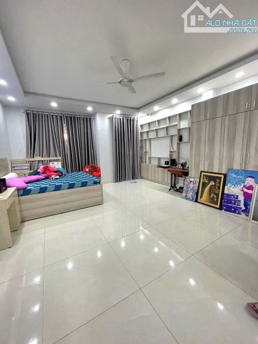 Nhà đẹp 4 tầng, Đỗ Xuân Hợp, PLB, xe hơi trong nhà, 100m2, ngang 5m, nhỉnh 8ty - 4