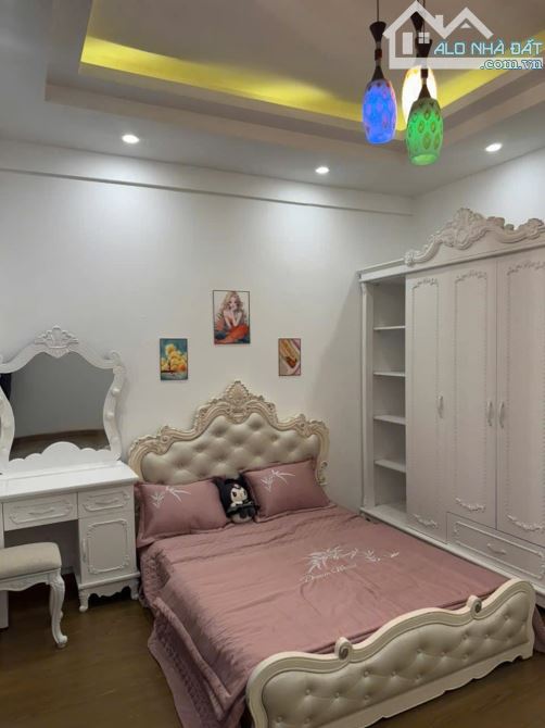 🔥 CĂN HỘ 3 NGỦ - LÔ GÓC - VIEW HỒ - KĐT THÀNH PHỐ GIAO LƯU - 87M² - TẦNG 14 - 5,3 TỶ - 4