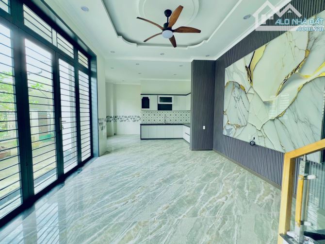 Bán nhà 1 trệt 1 lầu 3pn tại P. An Bình SHR dt 62m2 đường oto gần Công Ty Ajinomoto - 5