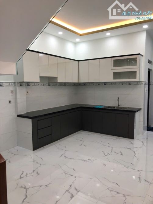 Bán Nhà Đường Vườn Lài- 60m2- 2 mặt hẻm Ô Tô- Chỉ 6,2 Tỷ - 6