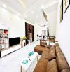 BÁN NHÀ 5 LẦU MẶT TIỀN HÙNG VƯƠNG (CHƯA QUA AMAKHE). DT:66m2. GIÁ: 6,6 TỶ