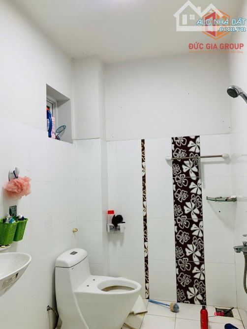 Cần bán nhà 1 trệt 3 lầu đường N4 khu dân cư Bửu Long giá 6,2tỷ