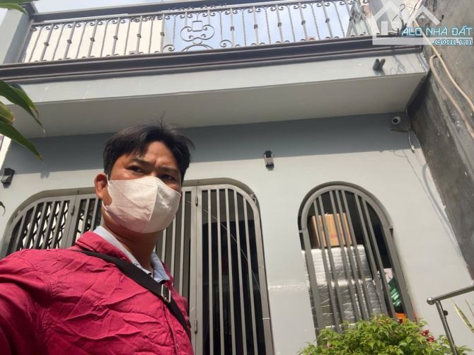 NHÀ 2 TẦNG MỚI LUNG LINH TẶNG FUll NỘI THẤT 1/NGẮN 20M LÊ VĂN KHƯƠNG- Q12.