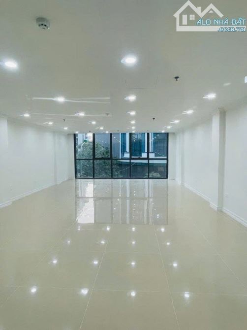 PHÂN LÔ VÕ CHÍ CÔNG CẦU GIẤY, ÔTÔ TRÁNH, KINH DOANH, 7 TẦNG THANG MÁY, 62M2 NHỈNH 21 TỶ