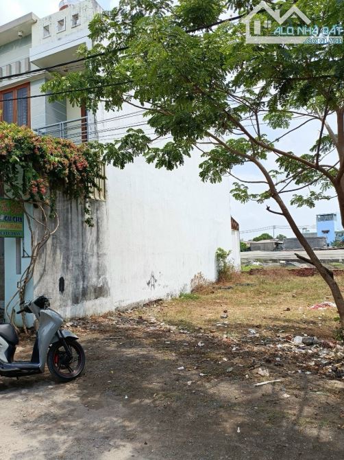 Bán đất đường PHAN VĂN HỚN , HÓC MÔN 85M2 , GIÁ 1 TỶ 9 , SỔ HÔNG RIÊNG
