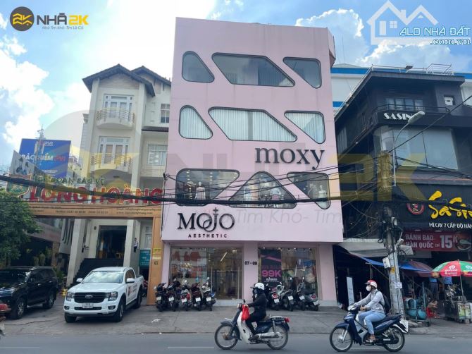 Cho thuê nhà 7 - 9 Đường D2 (Nguyễn Gia Trí), P25, Bình Thạnh. 4 Tầng, Ngang 8,2m chỉ180tr