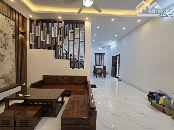 Bán nhà riêng Mỹ Đình,Lê Đức Thọ, 42m2,5T mới đẹp ở ngay, trước ngõ rộng 3m, cách ôto 50m