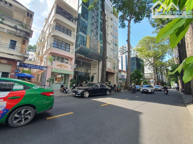 Bán nhà MT Nguyễn Thi p13 q5 ngay Hải thượng Lãn Ông 5x17m 3 lầu giá chỉ 41.5 tỷ - căn duy