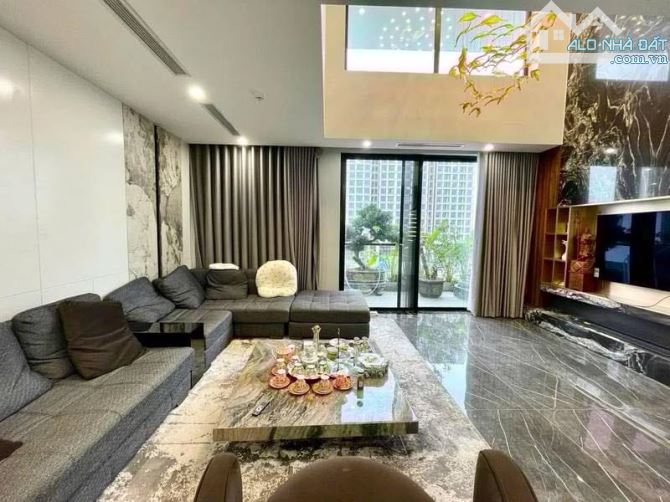 Bán nhanh nhà MP Hồng Tiến 52m2 8 tầng, ngõ thông oto, kinh doanh full nội thất 16.86 tỷ